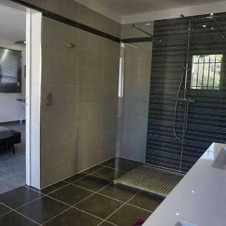 Cosy Country House With Private Pool *