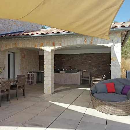 Cosy Country House With Private Pool *